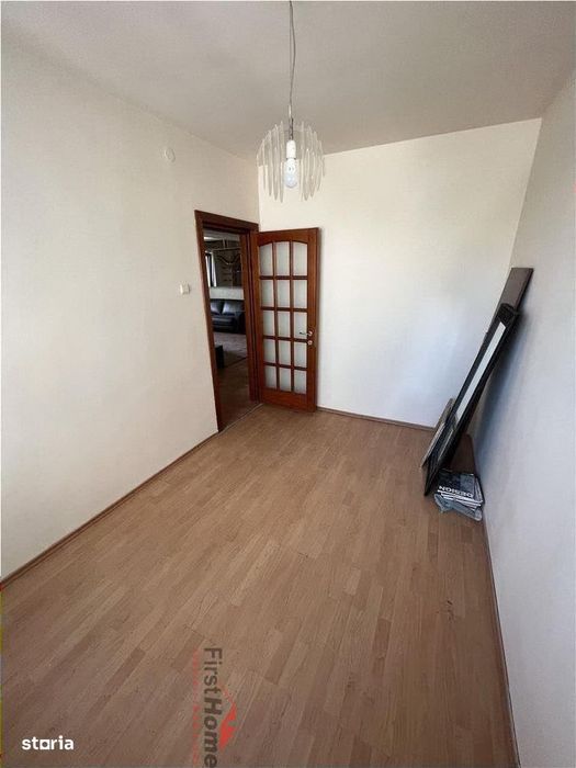 Apartament 3 camere,etaj 6(lift nou),ultracentral- Piata Unirii