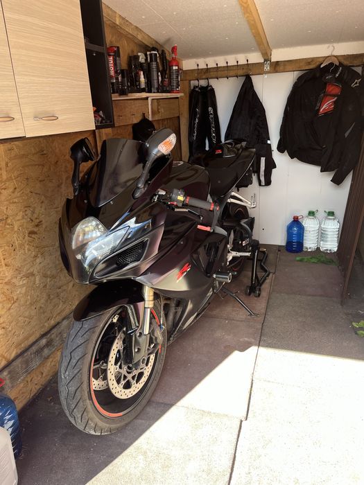 Suzuki GSXR 600 k7