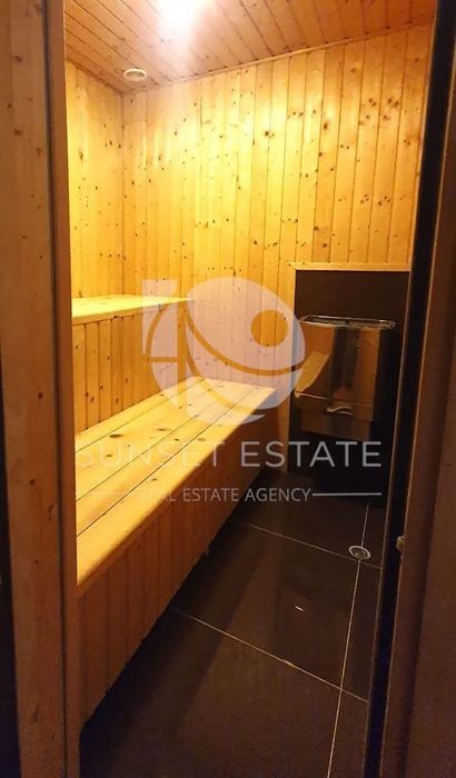 Продава се Тристаен апартамент в Поморие - 169 кв.м за 601 €/кв.м - Снимка #12