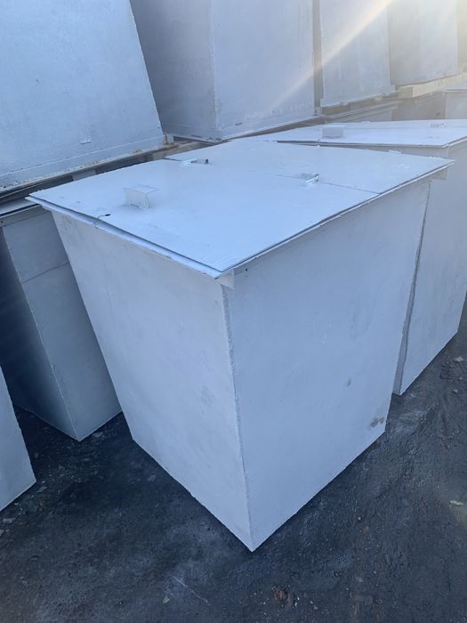 Мусорные баки