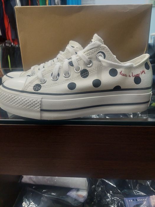 Дамски кецовеCONVERSE