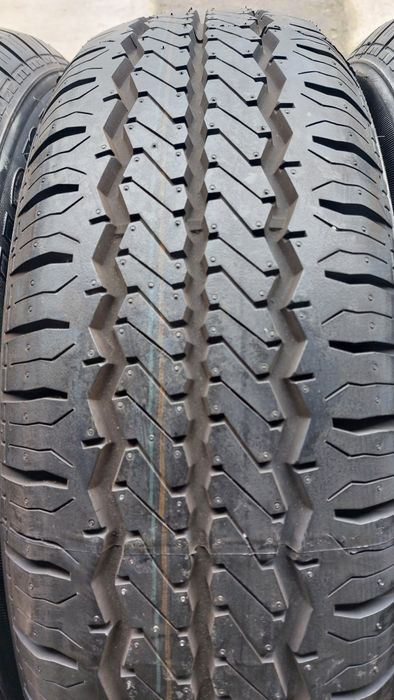 Нови гуми за Бус 215 70 16 C Hankook 4 броя