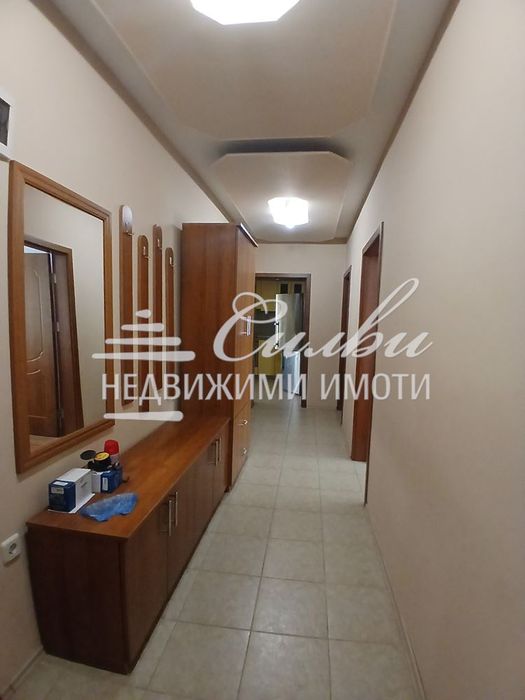 Продава се Четиристаен апартамент в Шумен, Куршум чешма - 100 кв.м за 1530 €/кв.м - Снимка #8