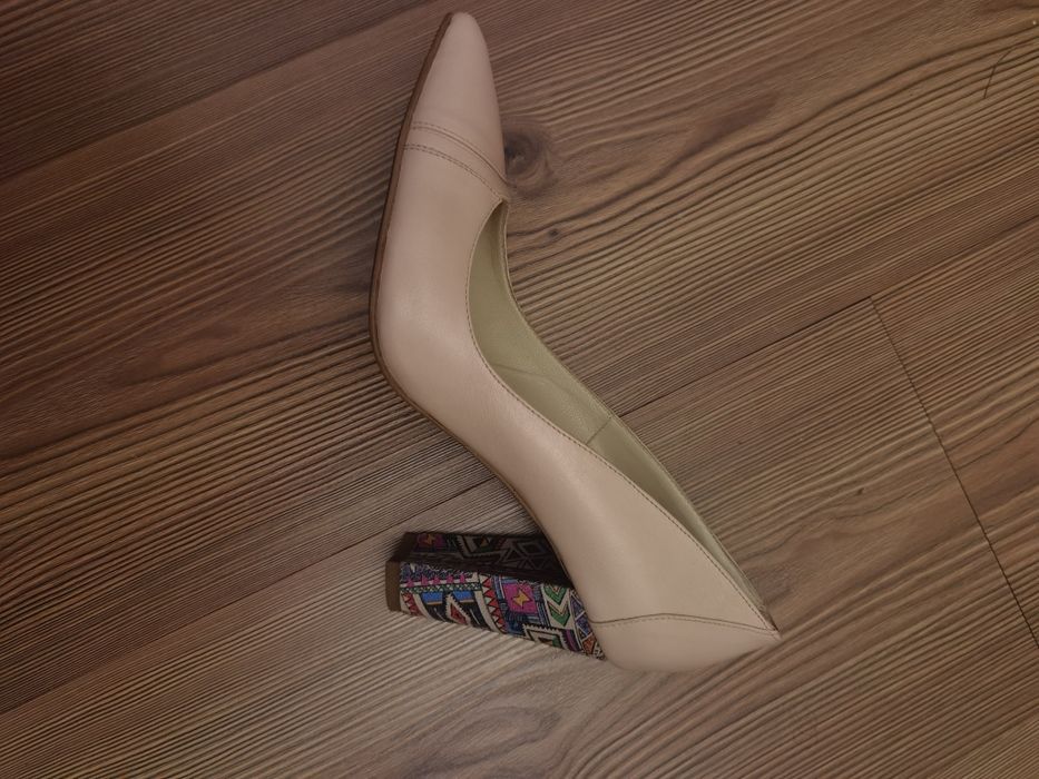 Pantofi, din piele naturala, făcuți la comanda