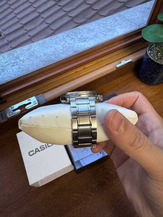 Кварцевые часы CASIO