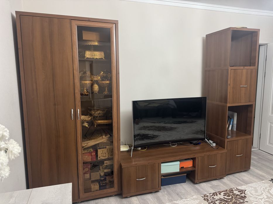 Стенка для гостиной комнаты.