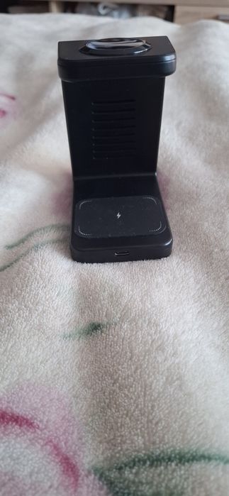 Fast charger чисто нова е!!!