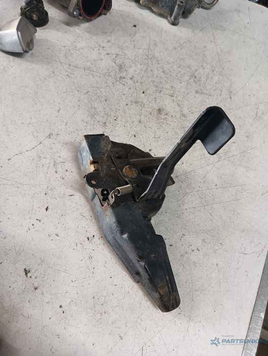 Incuietoare Capota Toyota Corolla 1.3 I 2015