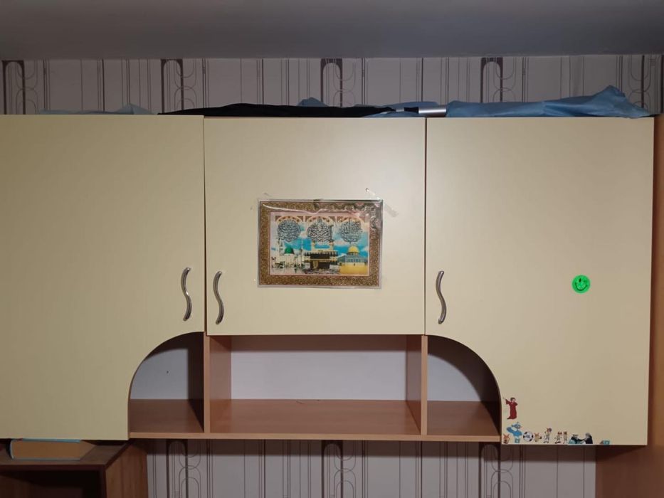 Продам два шкафа