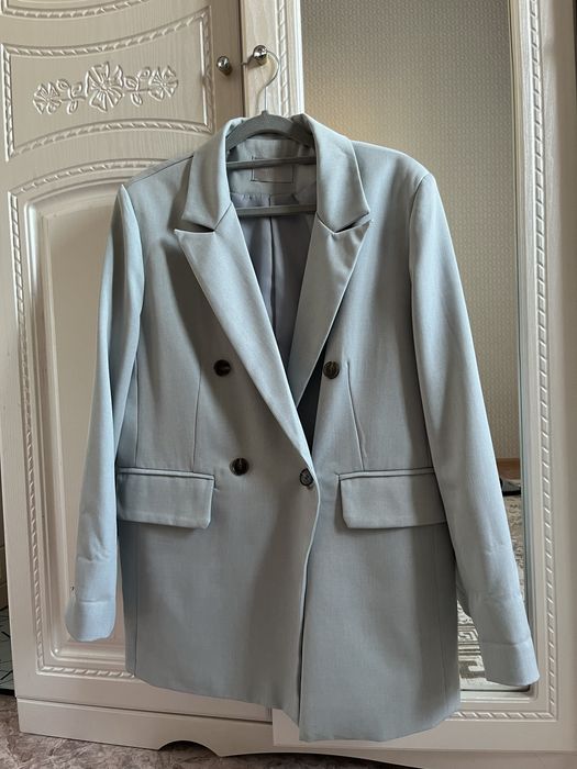 Продам пиджаки по 5000 каждая