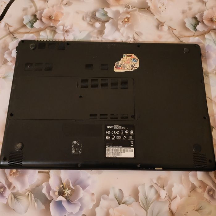 Acer Core i3 Sensor ekranli Ideal notebook
Vga: 1gb Nvidia 
Dsplay: 15