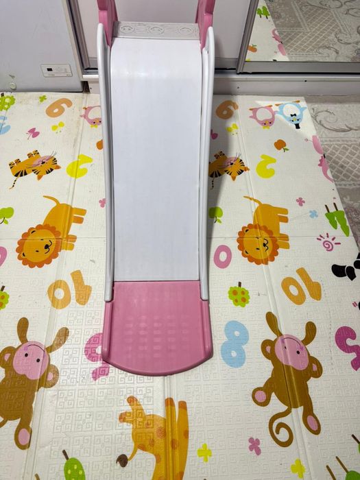 Срочно продам детскую горку