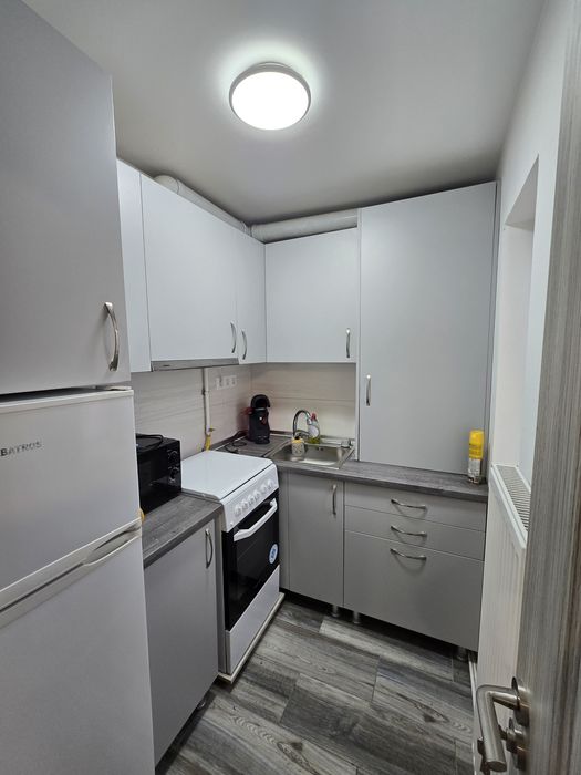 Garsoniera de închiriat