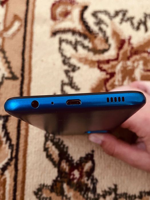 Продам samsung a03 идеал срочно