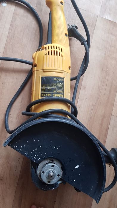 Болгарка DeWalt Оригинал. 180.000тг