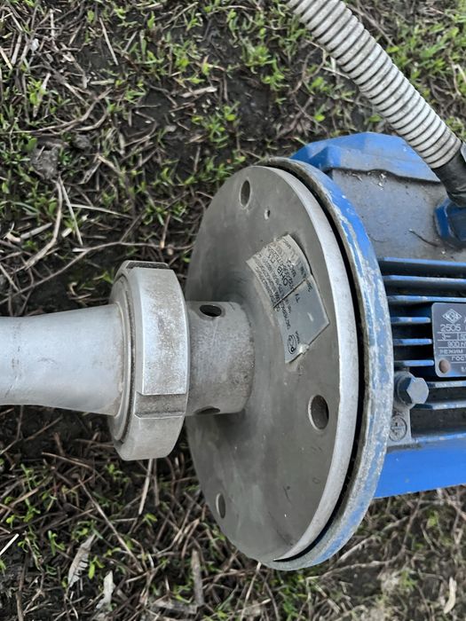 Продам электродвигатель 0.37квт