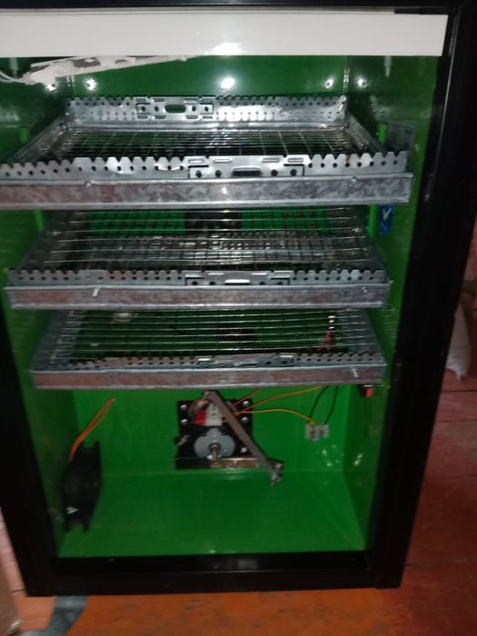 Инкубатор автоматический