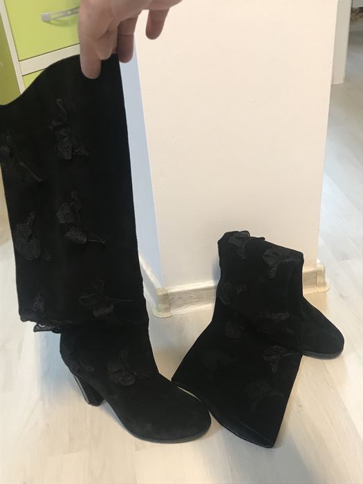 Cizme lungi cu toc, elegante pentru femei