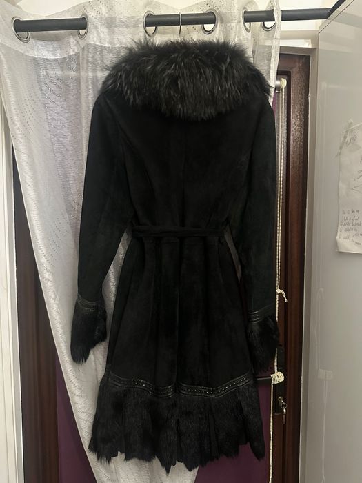 Cojoc negru din piele intoarsa