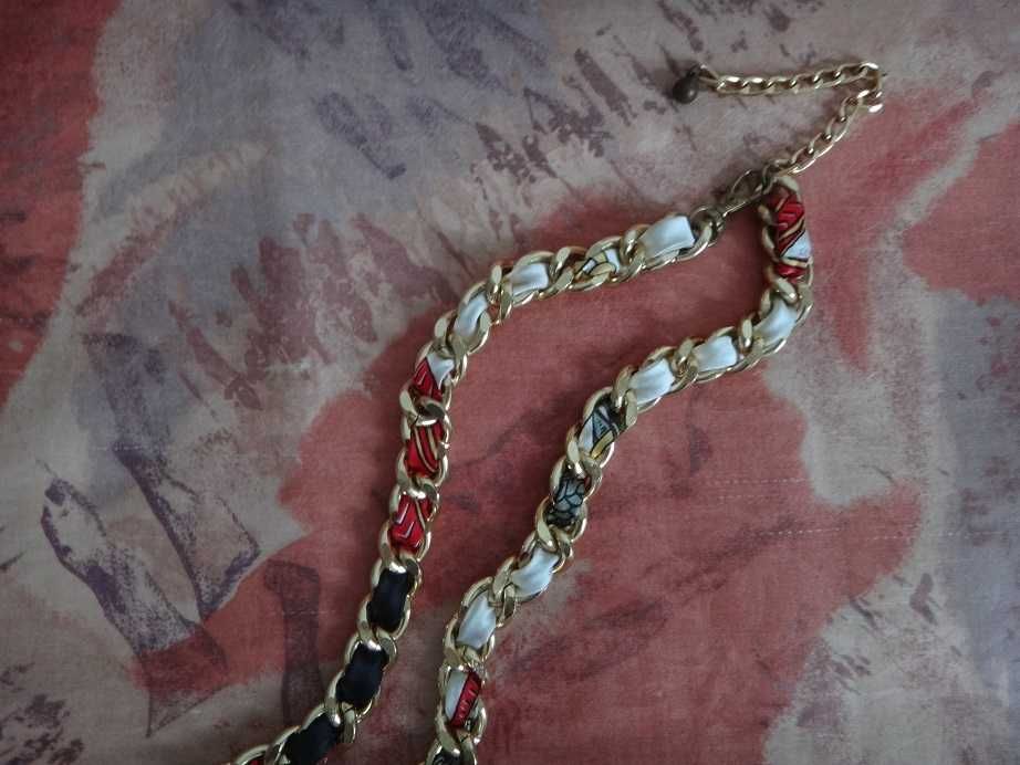 Нов бял сатенен топ марка Cashé