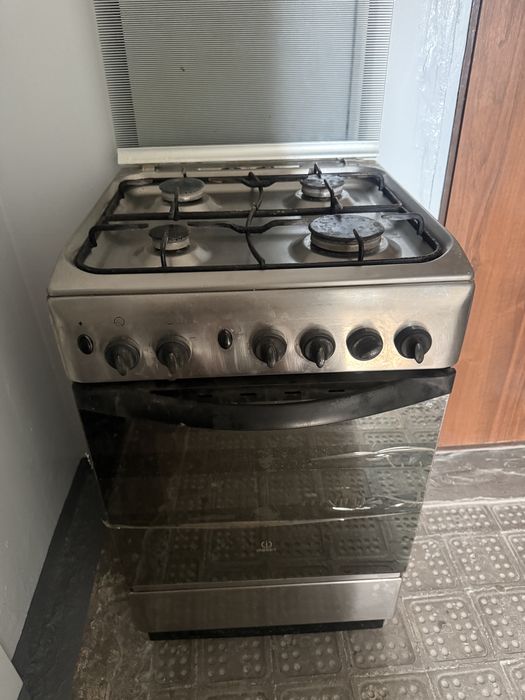 Газовая плита INDESIT