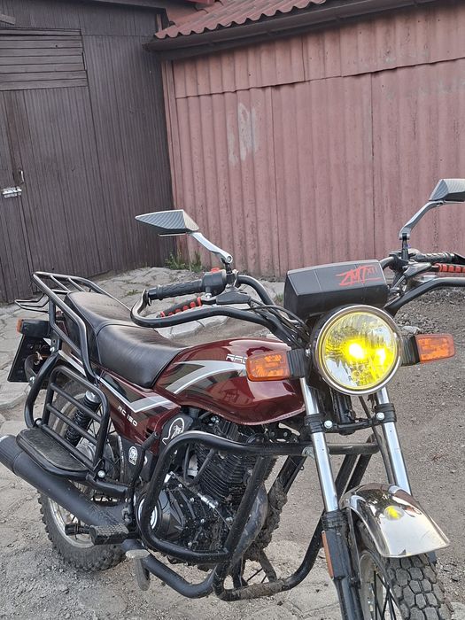 Продам мотоцикл 150 кубов