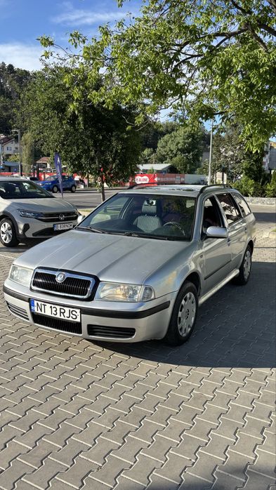 Se vinde skoda octavia  brek 1.6 benzina +GPL valabil 2033