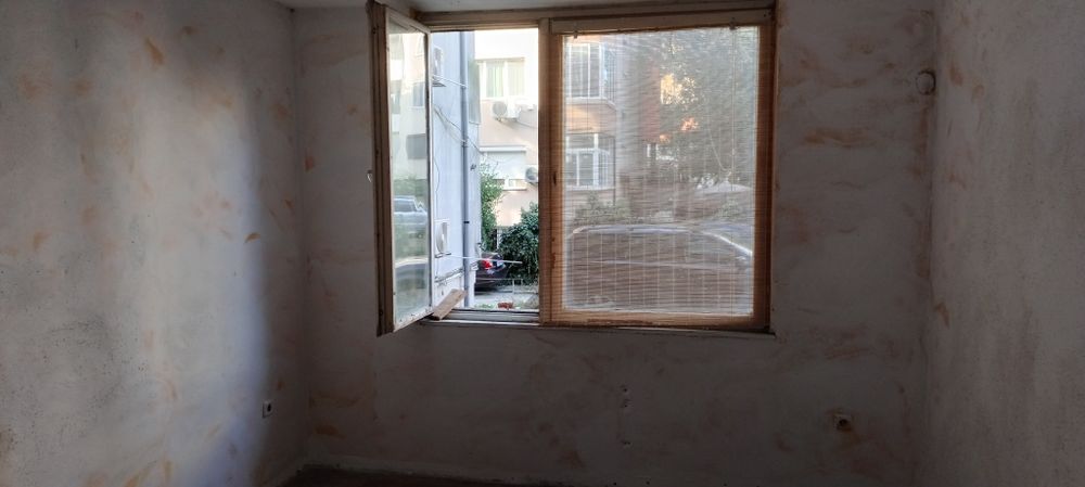 Дава се под наем Тристаен апартамент в Бургас, Център - 94 кв.м за 166000 € - Снимка #9