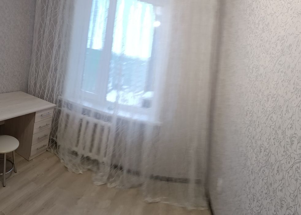 Сдам 4 х комн. Квартиру