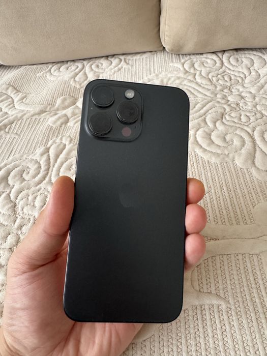Продам Iphone 15 pro Max 512 gb