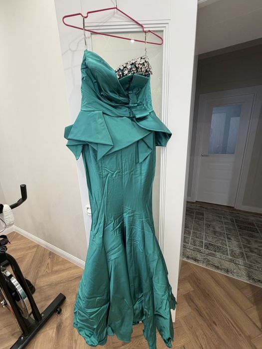 Платье продам СРОЧНО