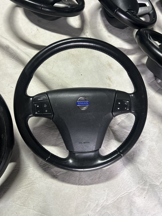 Volan cu airbag  volvo s 40 Rdesign