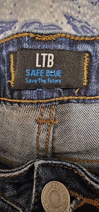 Оригинални дамски дънки LTB, модел Lavina X – W30/L30