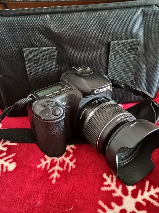 Canon EOS20D + incarcator,3baterii+geanta
