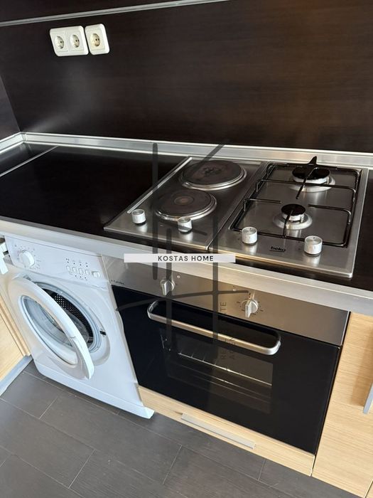 Дава се под наем Тристаен апартамент в Варна, Център - 100 кв.м за 797.64 € - Снимка #8