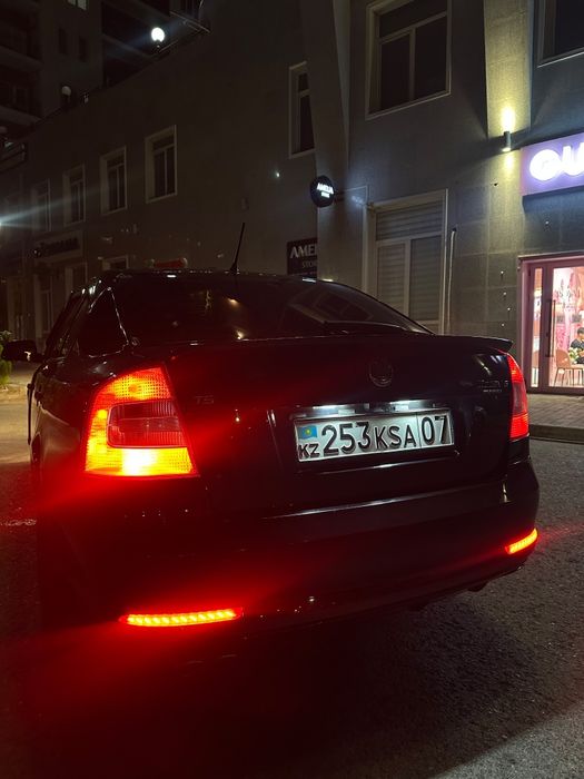 Продам машину Octavia a5