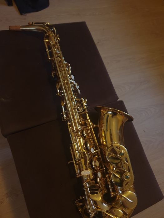 vând saxofon startone sas-75