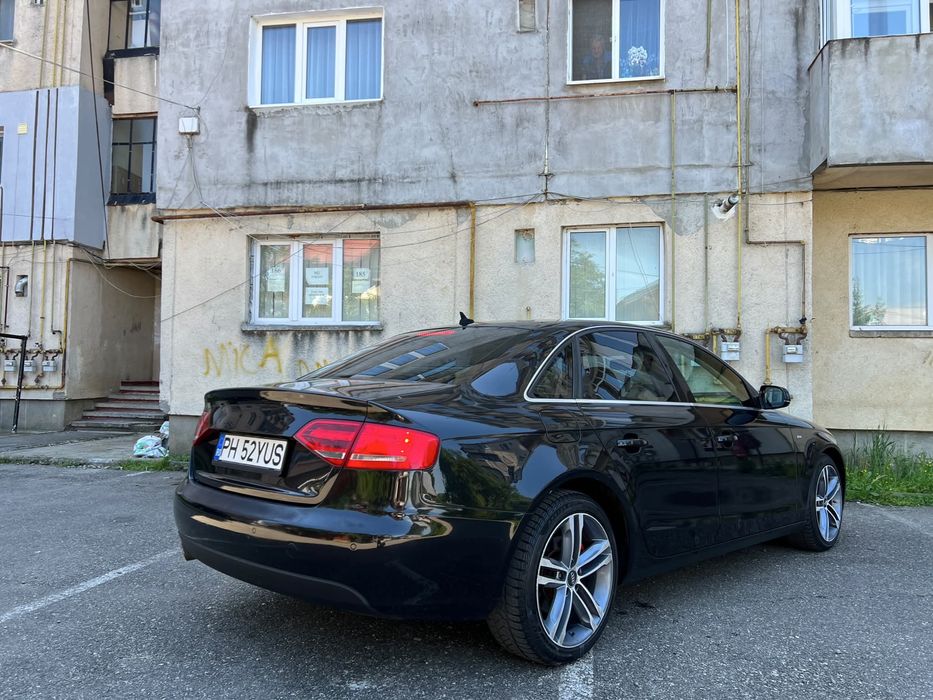 Vand Audi A4 b8, propietar de 5 ani