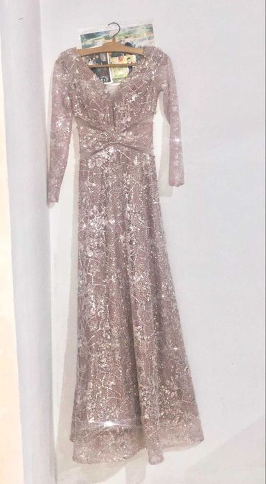 Официална дамска рокля