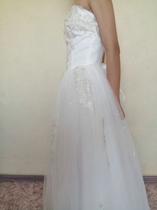 Платье свадебное