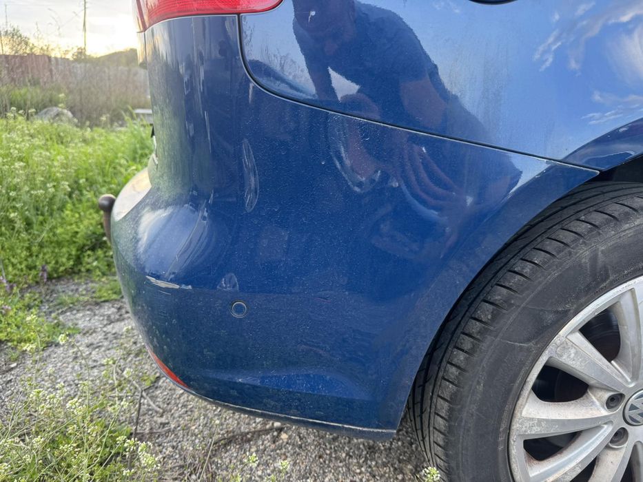 Фолксваген Туран 2.0 тди 2014год