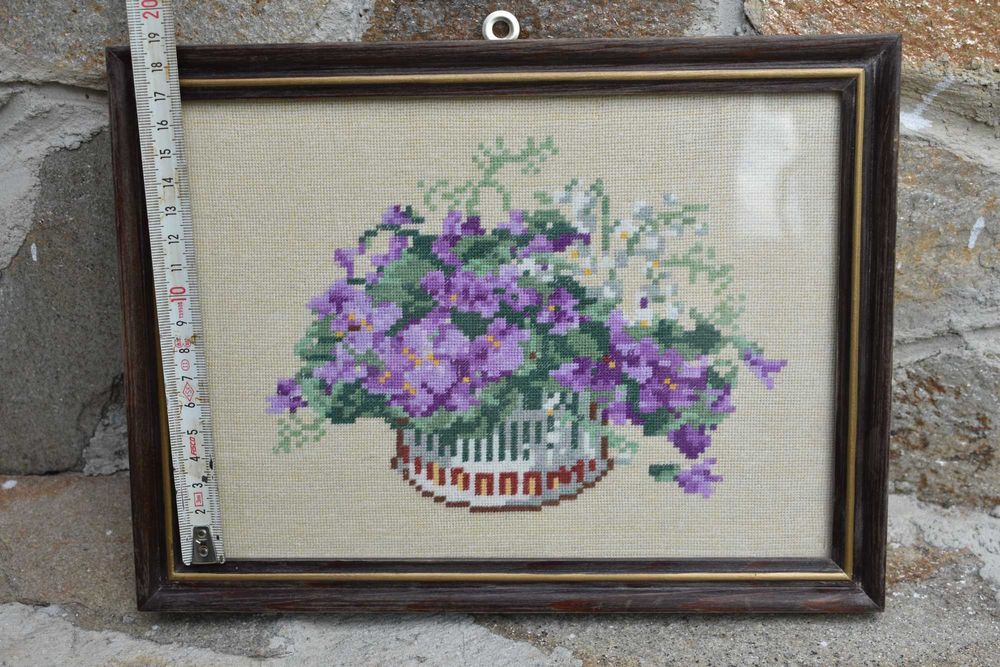 гоблен, теменужка