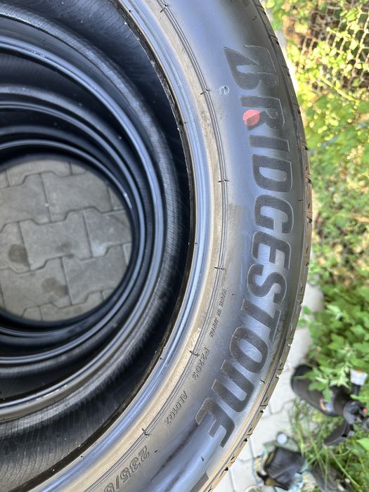 Anvelope Bridgestone Alenza 001 235 50 20 ca Noi