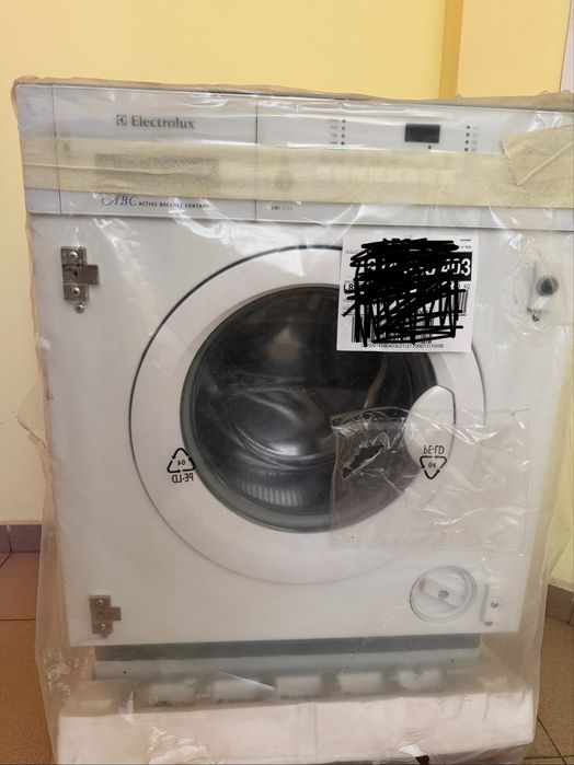 Пералня Electrolux за вграждане / за ремонт