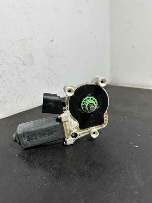 Motoras macara geam stanga fata BMW Seria 5 E60 E61 | 6922267
