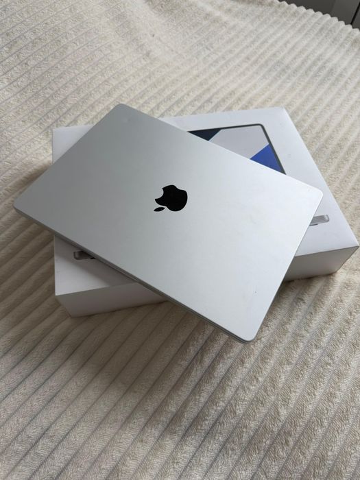 Macbook Pro 14 / M1 Pro / 16/512