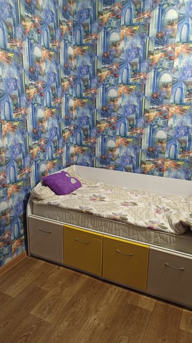 Продам квартиру  двухмерная