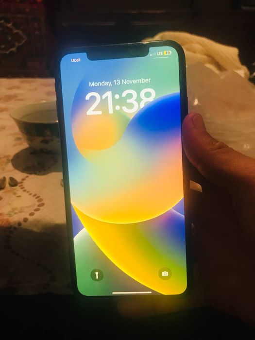 Iphone xs max telefon sotiladi