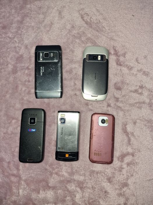 Lot de telefoane