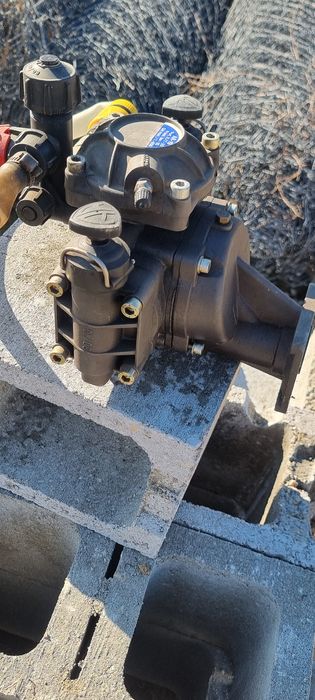 Pompa de apa sau ulei